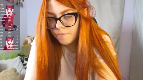 Lucie   online show from February 18, 8:04 pm