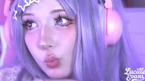 Lucy UwU online show from July 28, 5:05 am