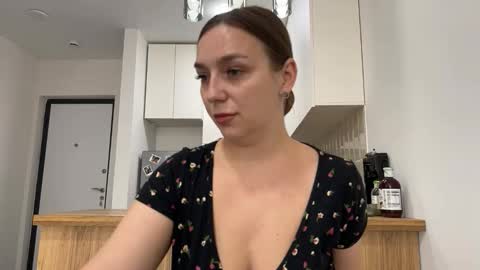 lucky_foryou_baby online show from October 27, 8:43 am