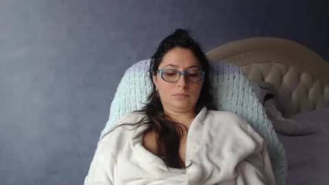 luckylinda23 online show from November 10, 10:10 am