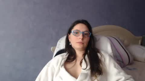 luckylinda23 online show from March 1, 11:06 am