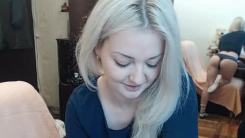 LuckyShot online show from December 17, 1:59 pm