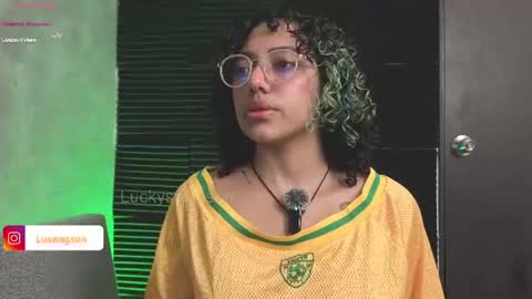 Luanis online show from June 15, 6:46 am
