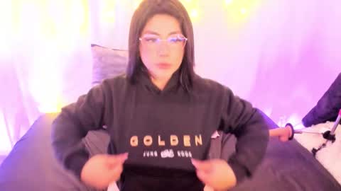 lucy online show from September 21, 4:00 am