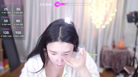 Lucy online show from November 23, 2:03 am