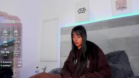 Lucy online show from November 27, 1:14 pm