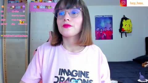 Snapshot of lucy_hess_ chatting on October 21, 8:02 pm Lucy online show from October 21, 8:02 pm