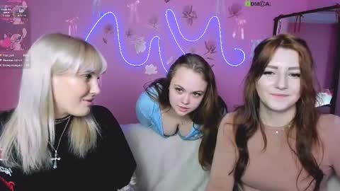 lucy online show from April 20, 8:23 pm