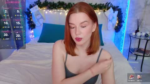 Snapshot of lucyhornydoll chatting on December 27, 8:02 am Lucy online show from December 27, 8:02 am