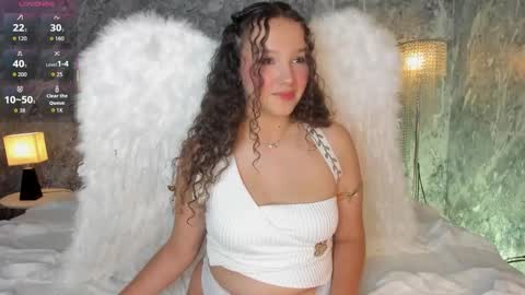 Lucy online show from October 24, 3:02 am