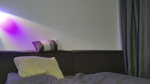 Lucy online show from November 30, 6:39 am