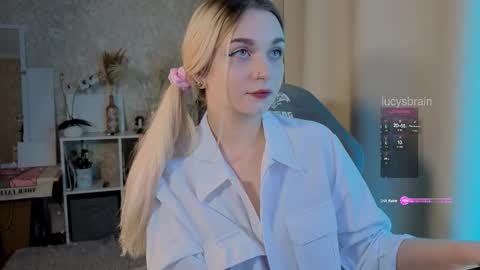 Lucy online show from November 2, 5:27 pm