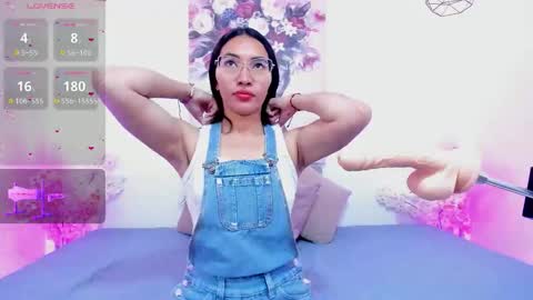 Lucy Liiu online show from November 11, 1:41 pm