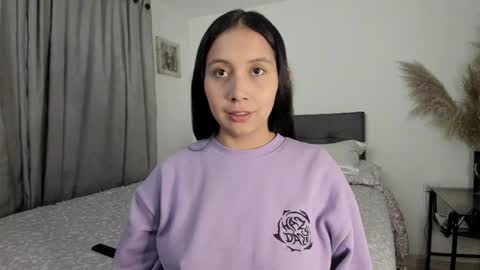 lulu10541697 online show from April 2, 4:10 am