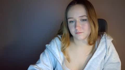 Lulu Baby18 online show from February 4, 7:17 pm