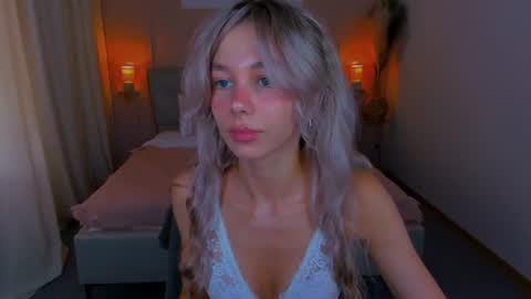 Alise online show from July 3, 2:56 pm