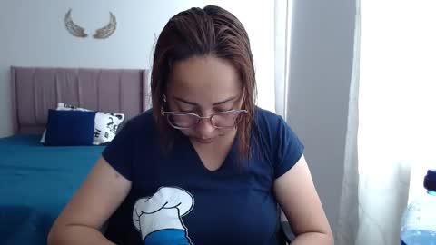 Snapshot of lumi_84 chatting on January 3, 3:01 pm LUMI online show from January 3, 3:01 pm