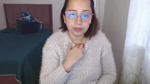 Snapshot of lumi_84 chatting on March 9, 11:14 am LUMI online show from March 9, 11:14 am