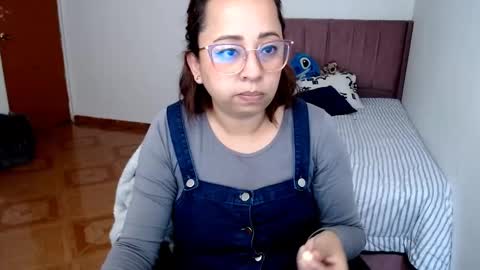 Snapshot of lumi_84 chatting on February 16, 9:48 pm LUMI online show from February 16, 9:48 pm