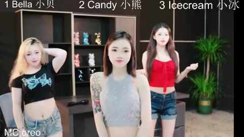 lumina girls online show from April 18, 10:09 pm