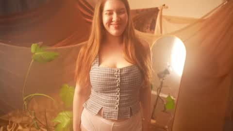 Hannah online show from June 5, 8:09 am