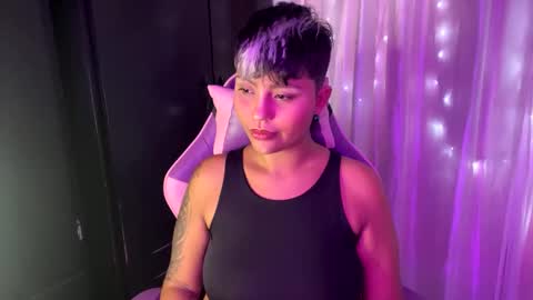 Snapshot of luna__cute chatting on February 1, 5:39 am Luna online show from February 1, 5:39 am