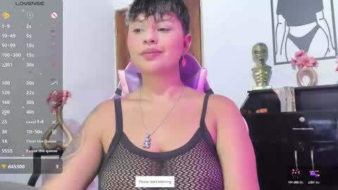 Snapshot of luna__cute chatting on October 3, 11:10 pm Luna online show from October 3, 11:10 pm