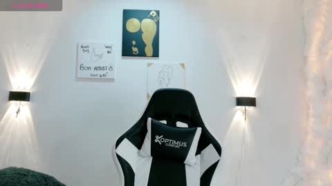 luna and banji online show from March 2, 4:12 am