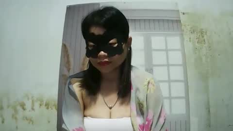 luna_beauty25 online show from October 27, 3:24 am