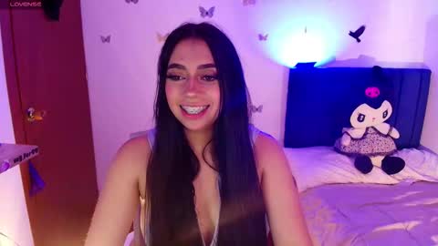 luna_cute14 online show from November 22, 4:53 pm