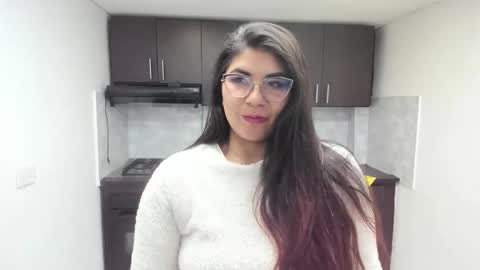 Snapshot of luna_dumont chatting on October 21, 11:36 am luna online show from October 21, 11:36 am