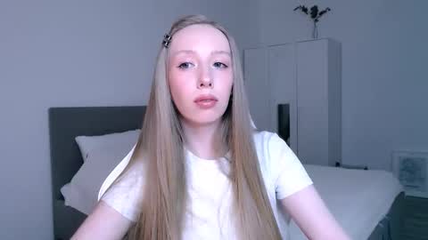 Luna online show from January 15, 9:32 pm