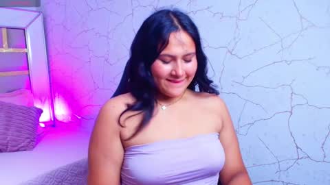 Luna  Jonez  online show from November 2, 9:23 am