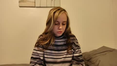 Luna online show from December 11, 11:43 pm