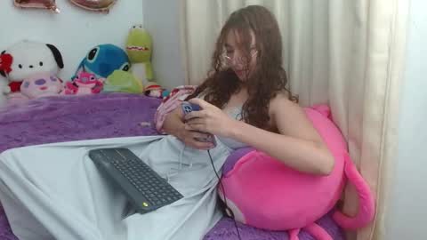 luna_rios69 online show from February 17, 8:13 am