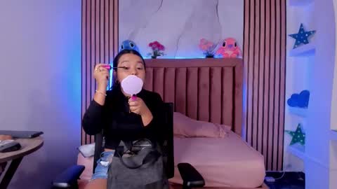 Luna  online show from November 12, 12:14 pm