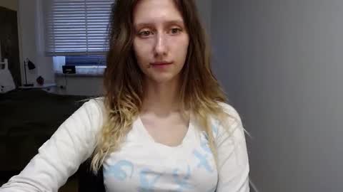 L U N A  online show from October 1, 5:45 am