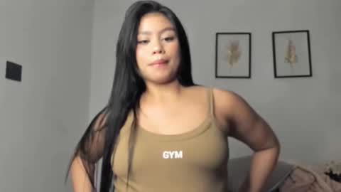 lunaa08 online show from April 17, 8:16 am