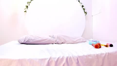 Luna online show from April 9, 8:58 pm