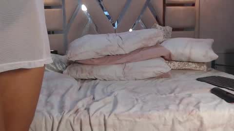 LUNA online show from April 19, 4:56 am