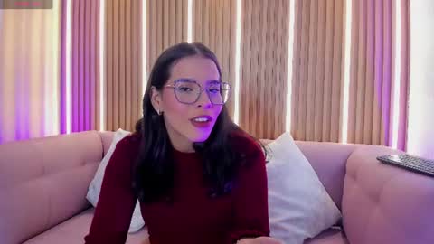 lunamillers_ online show from July 16, 4:39 am