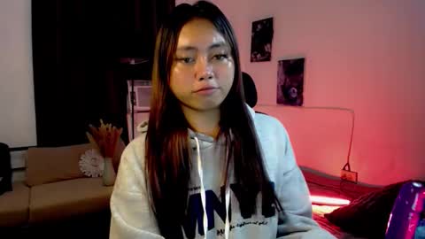 Luna online show from April 18, 7:07 pm