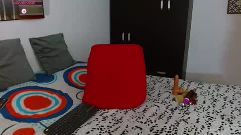 lunarouse__ online show from March 15, 10:28 am