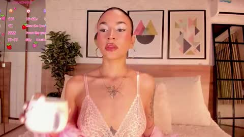 Luna Ruso  online show from February 26, 7:35 pm