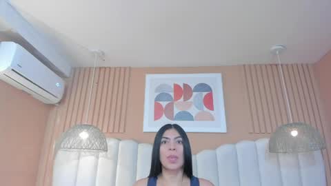 lunasoft_ online show from April 5, 11:31 am