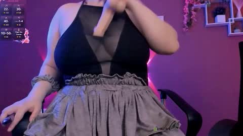 lunaxvex online show from March 15, 11:29 pm