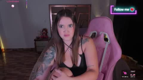 LUNA ROSE online show from March 28, 8:36 am