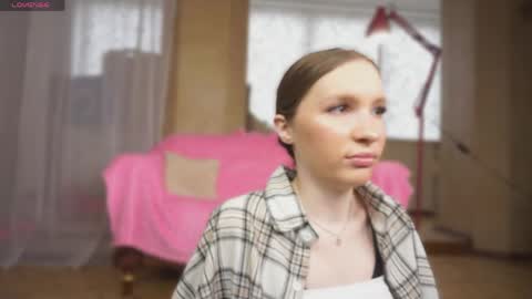 Luna online show from April 17, 1:57 pm