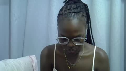 sweet girl online show from December 21, 6:28 am