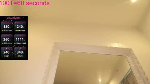 lusciouslipsxx online show from September 18, 6:01 am